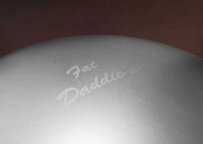 Fat Daddio's Logotipo de molde para pasteles de aluminio anodizado Hemisferio